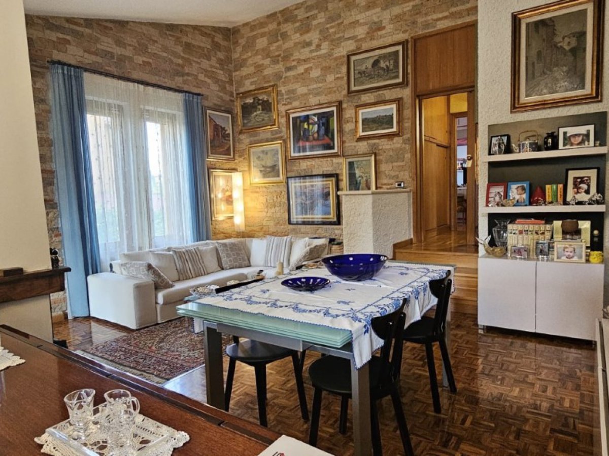 Villa for Sale Colle di Val d'Elsa Siena, Sale Villa Le Grazie