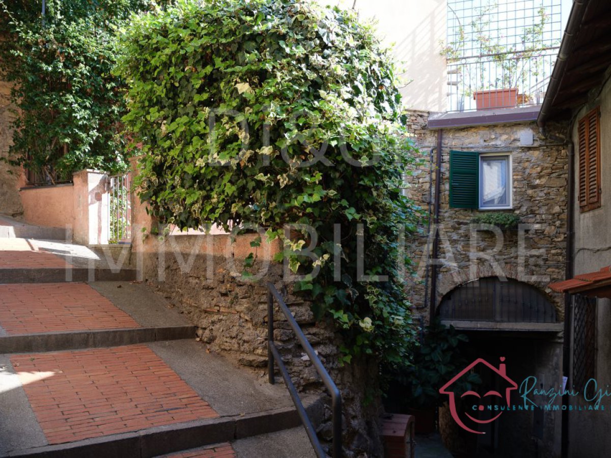 Semi-detached house for Sale Alassio Savona, Sale Semi-detached house Moglio