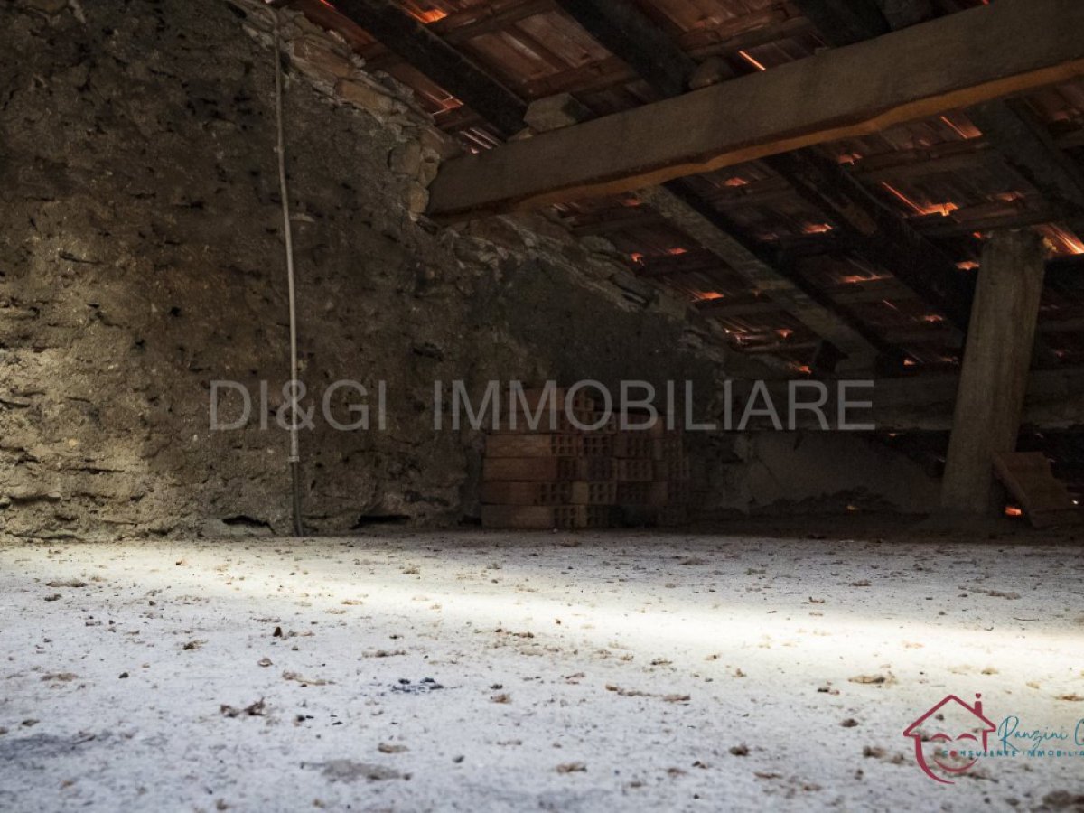 Semi-detached house for Sale Onzo Savona, Sale Semi-detached house Onzo