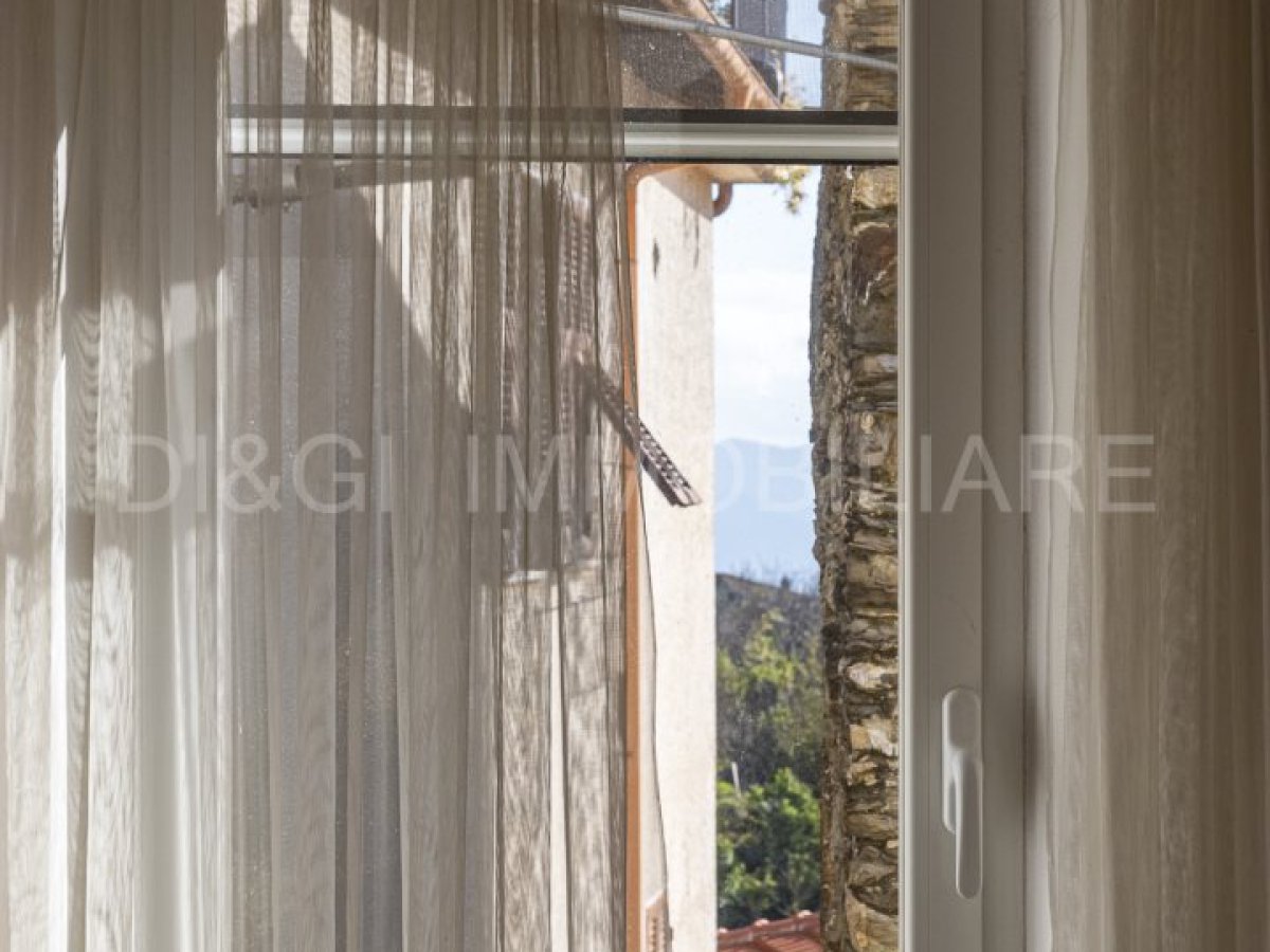 Semi-detached house for Sale Onzo Savona, Sale Semi-detached house Onzo