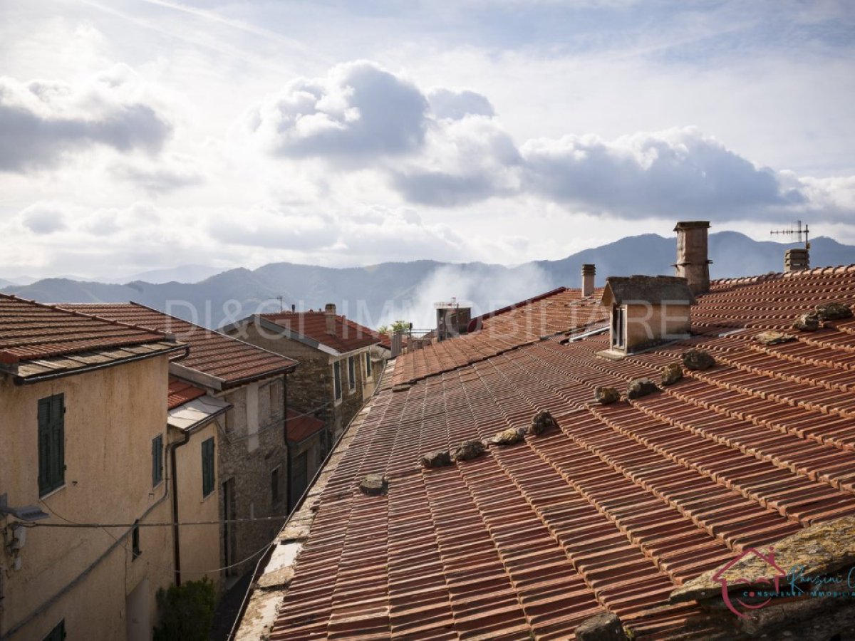 Semi-detached house for Sale Onzo Savona, Sale Semi-detached house Onzo