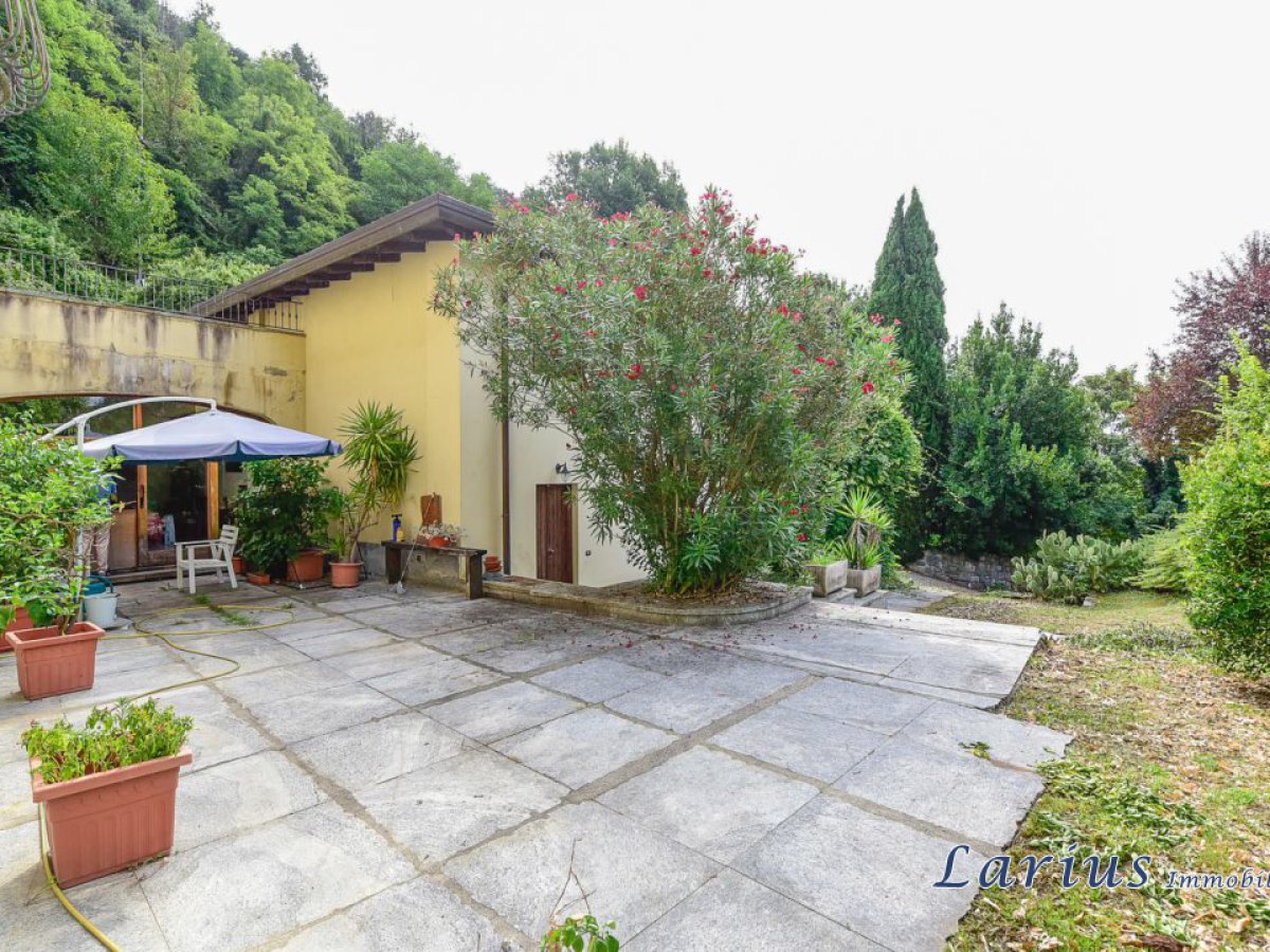 Apartament/Flats for Sale Castello di Brianza Lecco, Sale Apartament/Flats Castello di Brianza