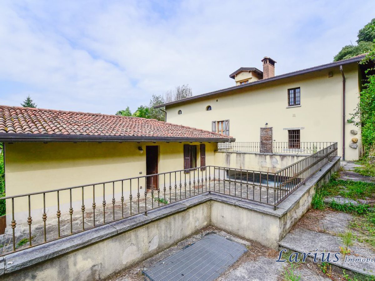 Apartament/Flats for Sale Castello di Brianza Lecco, Sale Apartament/Flats Castello di Brianza