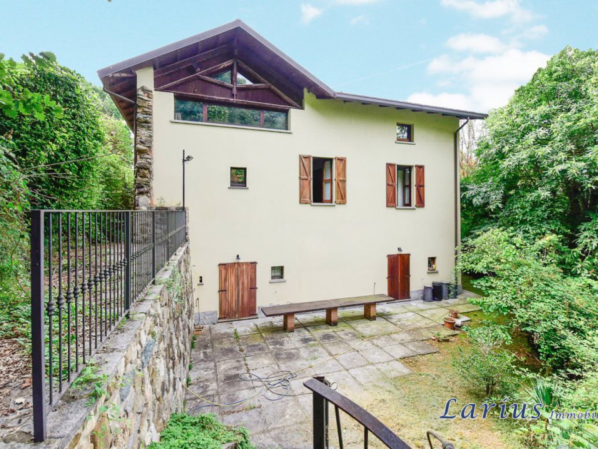 Apartament/Flats for Sale Castello di Brianza Lecco, Sale Apartament/Flats Castello di Brianza