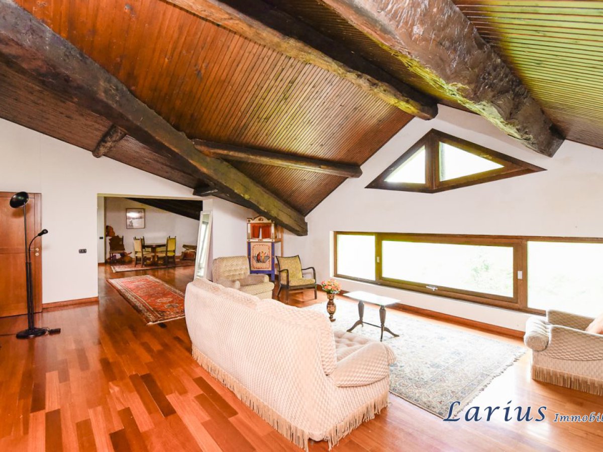 Apartament/Flats for Sale Castello di Brianza Lecco, Sale Apartament/Flats Castello di Brianza