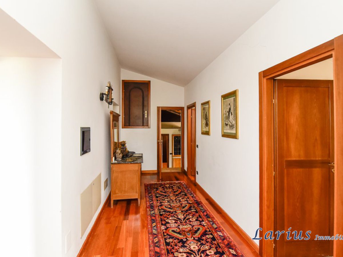 Apartament/Flats for Sale Castello di Brianza Lecco, Sale Apartament/Flats Castello di Brianza