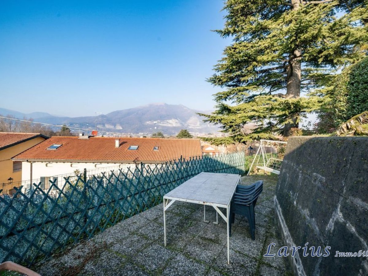 Detached for Sale Bosisio Parini Lecco, Sale Detached Garbagnate Rota