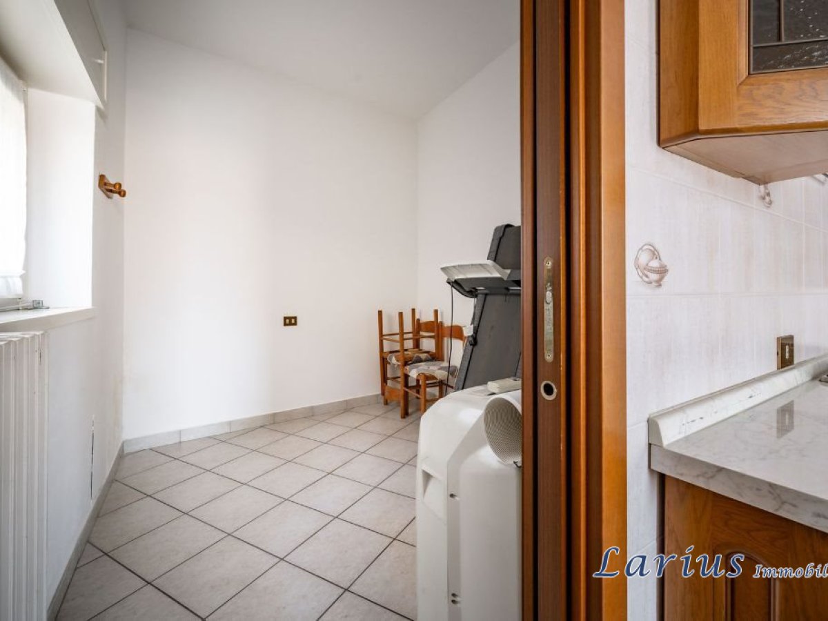 Detached for Sale Bosisio Parini Lecco, Sale Detached Garbagnate Rota