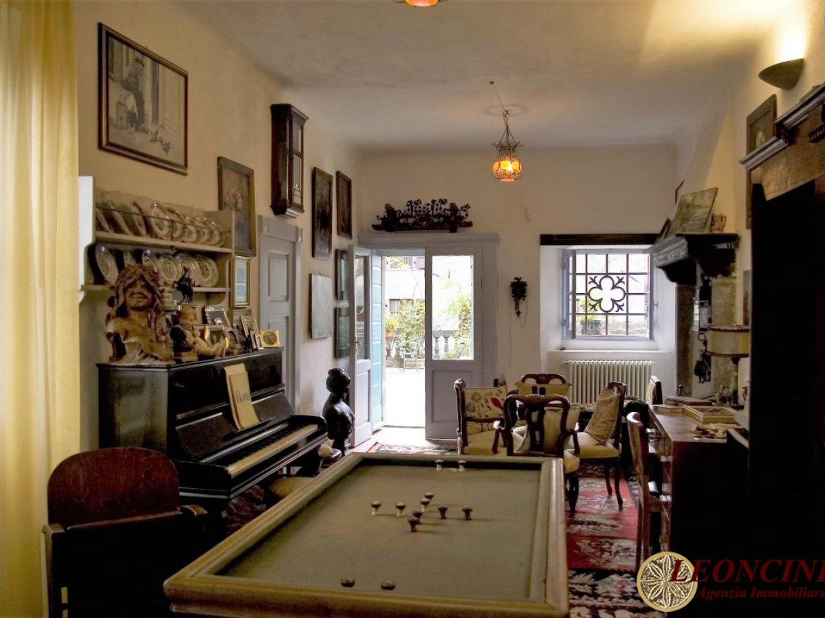 Block of flats/Building for Sale Filattiera Massa-Carrara, Sale Block of flats/Building Filattiera