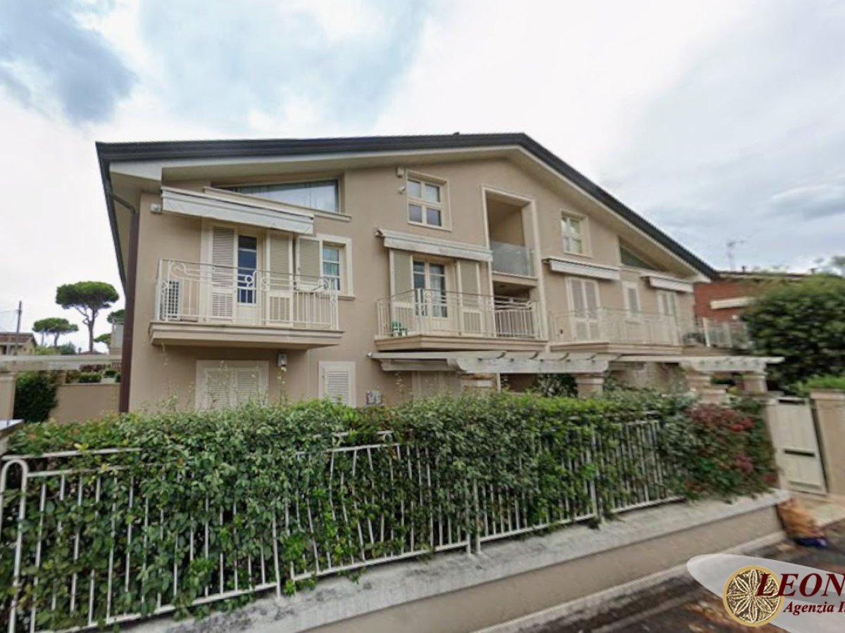 Apartament/Flats for Sale Massa Massa-Carrara, Sale Apartament/Flats Marina di Massa