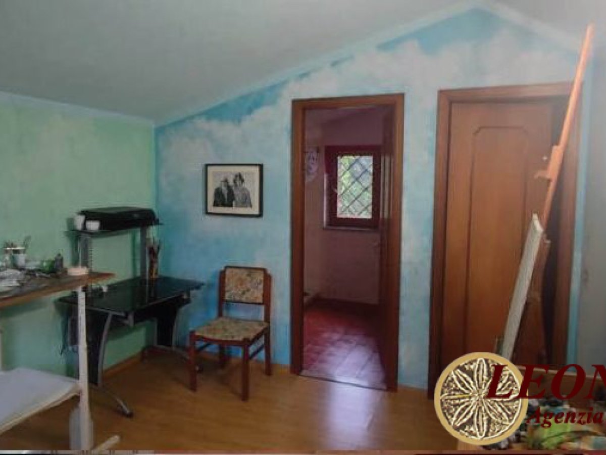 Villa for Sale Pontremoli Massa-Carrara, Sale Villa Pontremoli