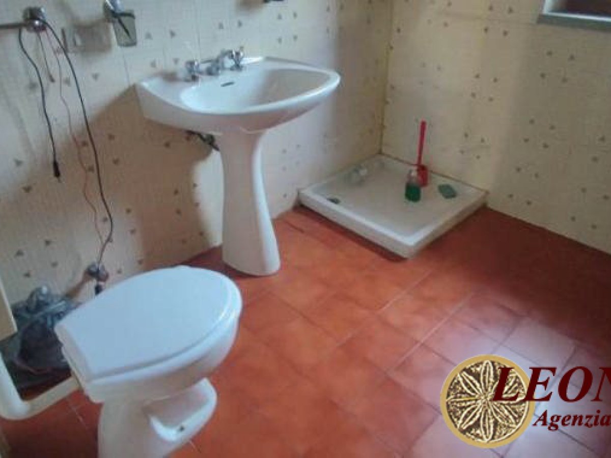 Villa for Sale Pontremoli Massa-Carrara, Sale Villa Pontremoli