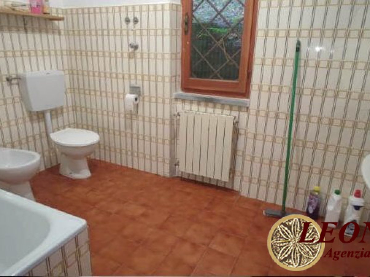 Villa for Sale Pontremoli Massa-Carrara, Sale Villa Pontremoli