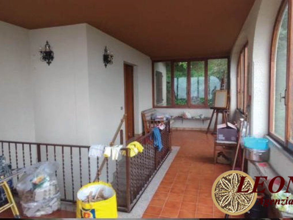 Villa for Sale Pontremoli Massa-Carrara, Sale Villa Pontremoli