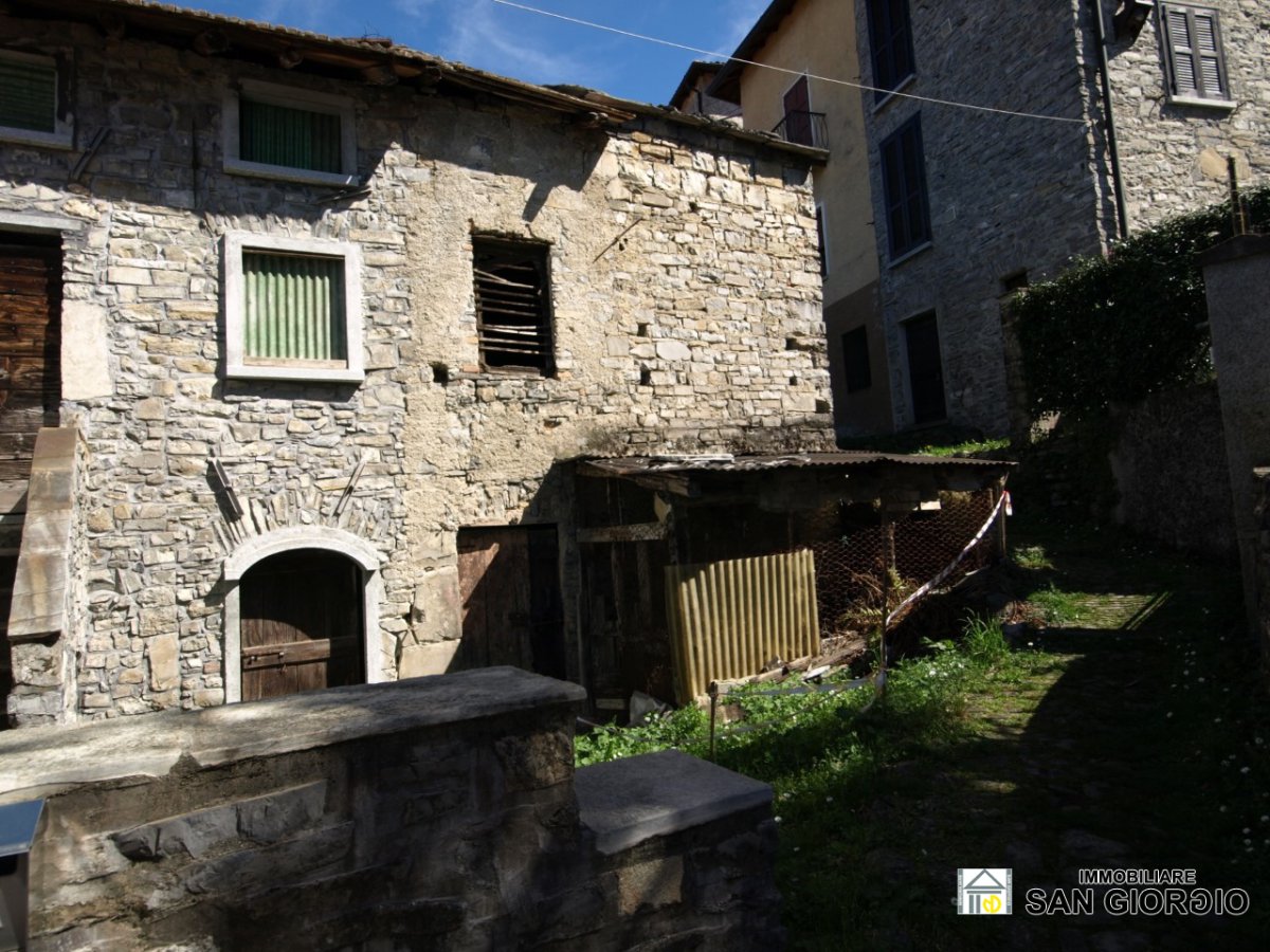 Cottage/Hamlet for Sale Perledo Lecco, Sale Cottage/Hamlet Gittana