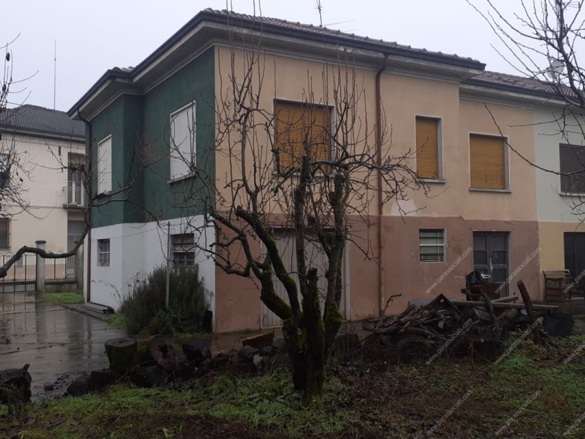 Semi-detached house for Sale Casei Gerola Pavia, Sale Semi-detached house Casei Gerola