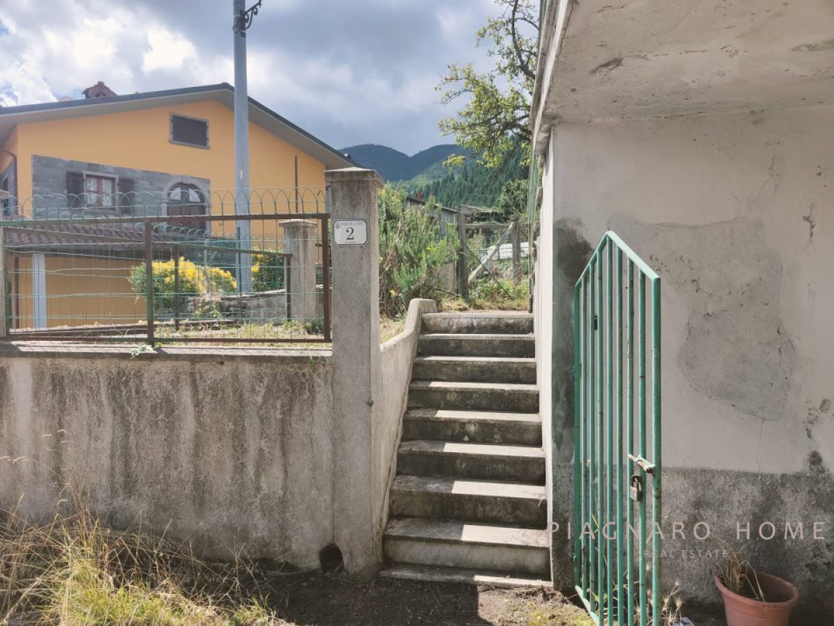 Detached for Sale Zeri Massa-Carrara, Sale Detached Coloretta