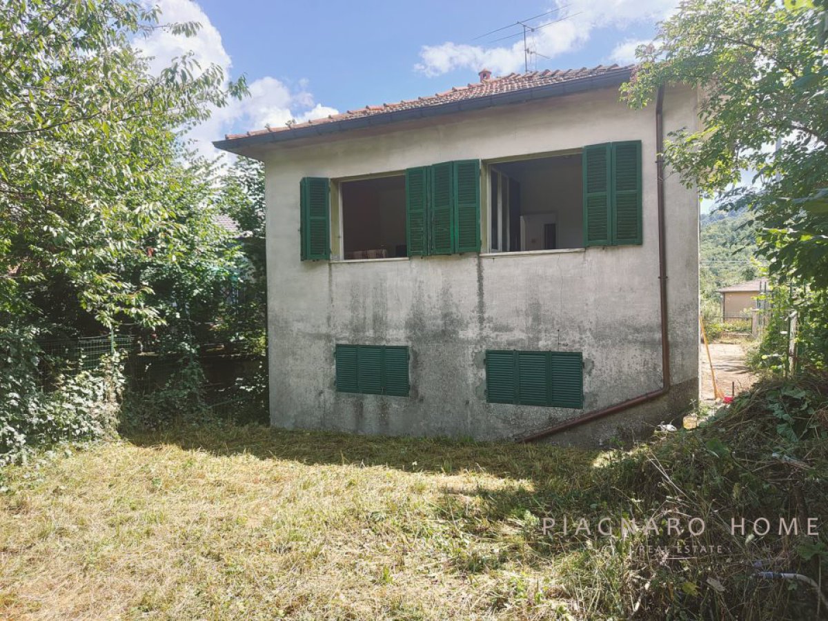 Detached for Sale Zeri Massa-Carrara, Sale Detached Coloretta