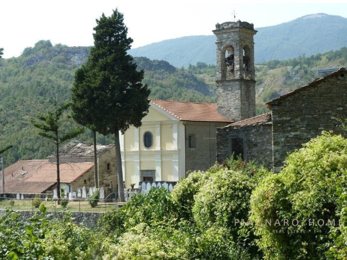 Cottage/Hamlet for Sale Pontremoli Massa-Carrara, Sale Cottage/Hamlet Pontremoli