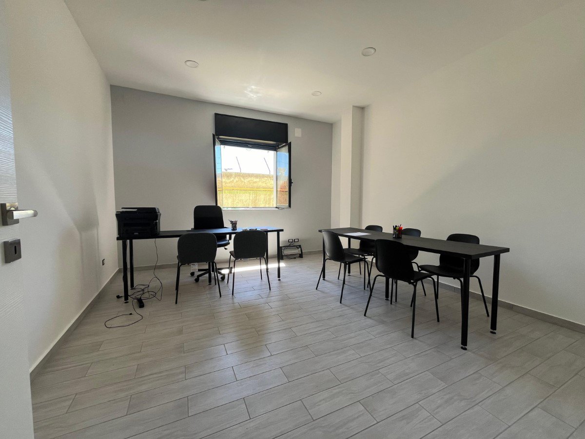 Office/Studio for Rent Casalnuovo di Napoli Naples, Rent Office/Studio Casalnuovo di Napoli