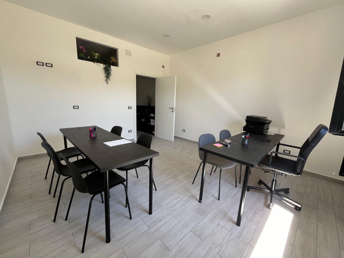 Office/Studio for Rent Casalnuovo di Napoli Naples, Rent Office/Studio Casalnuovo di Napoli