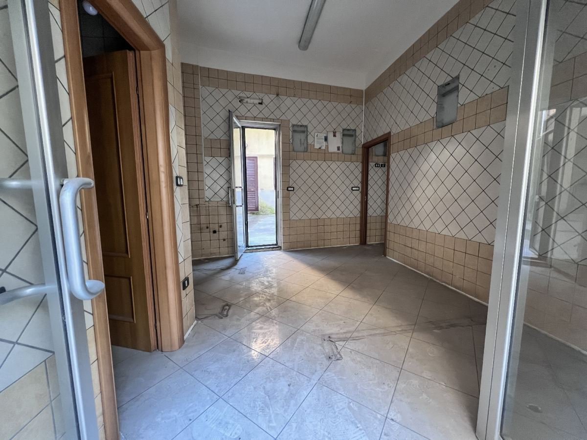Shop/Commercial space for Sale Acerra Naples, Sale Shop/Commercial space Acerra