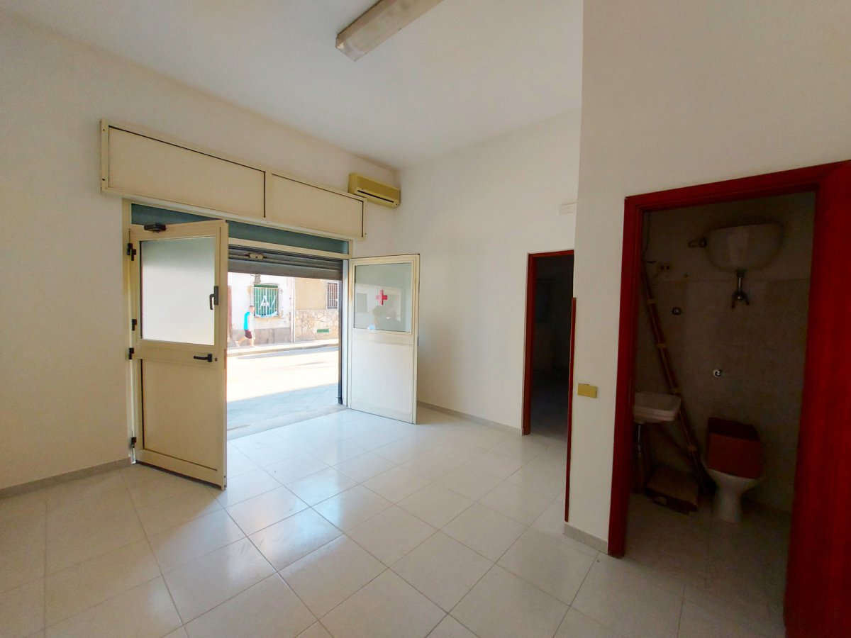 Shop/Commercial space for Rent Casalnuovo di Napoli Naples, Rent Shop/Commercial space Casalnuovo di Napoli