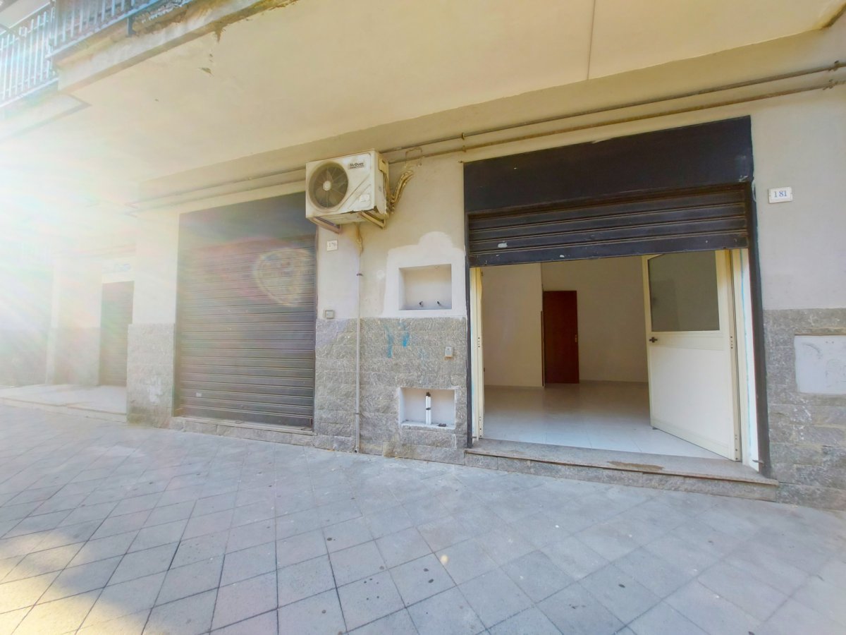 Shop/Commercial space for Rent Casalnuovo di Napoli Naples, Rent Shop/Commercial space Casalnuovo di Napoli