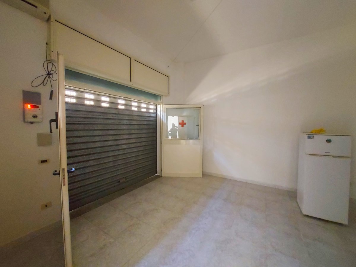 Shop/Commercial space for Rent Casalnuovo di Napoli Naples, Rent Shop/Commercial space Casalnuovo di Napoli