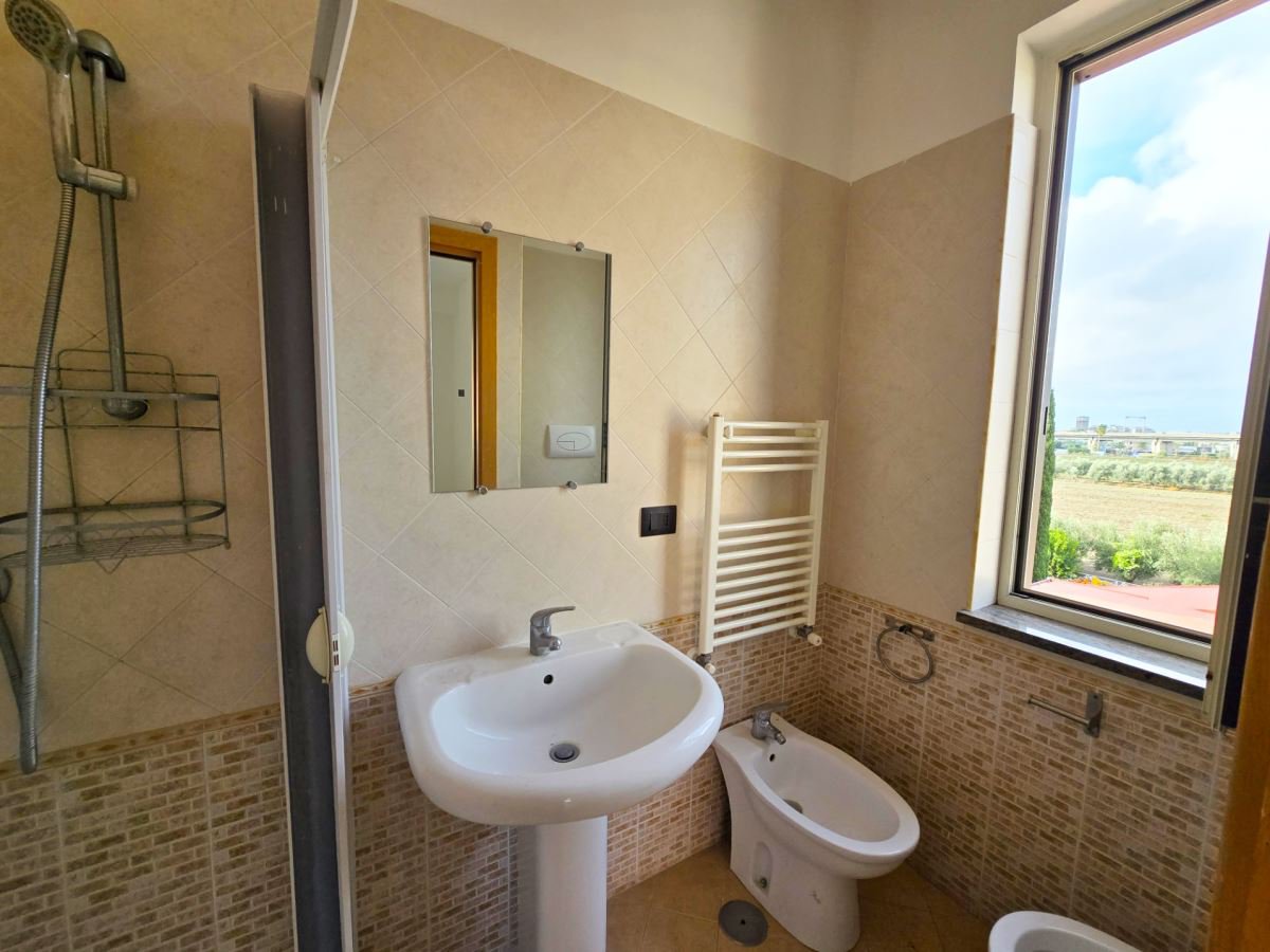 Apartament/Flats for Rent Casalnuovo di Napoli Naples, Rent Apartament/Flats Casarea