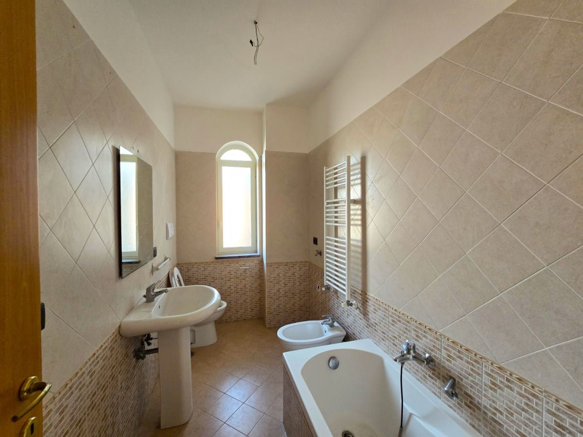 Apartament/Flats for Rent Casalnuovo di Napoli Naples, Rent Apartament/Flats Casarea