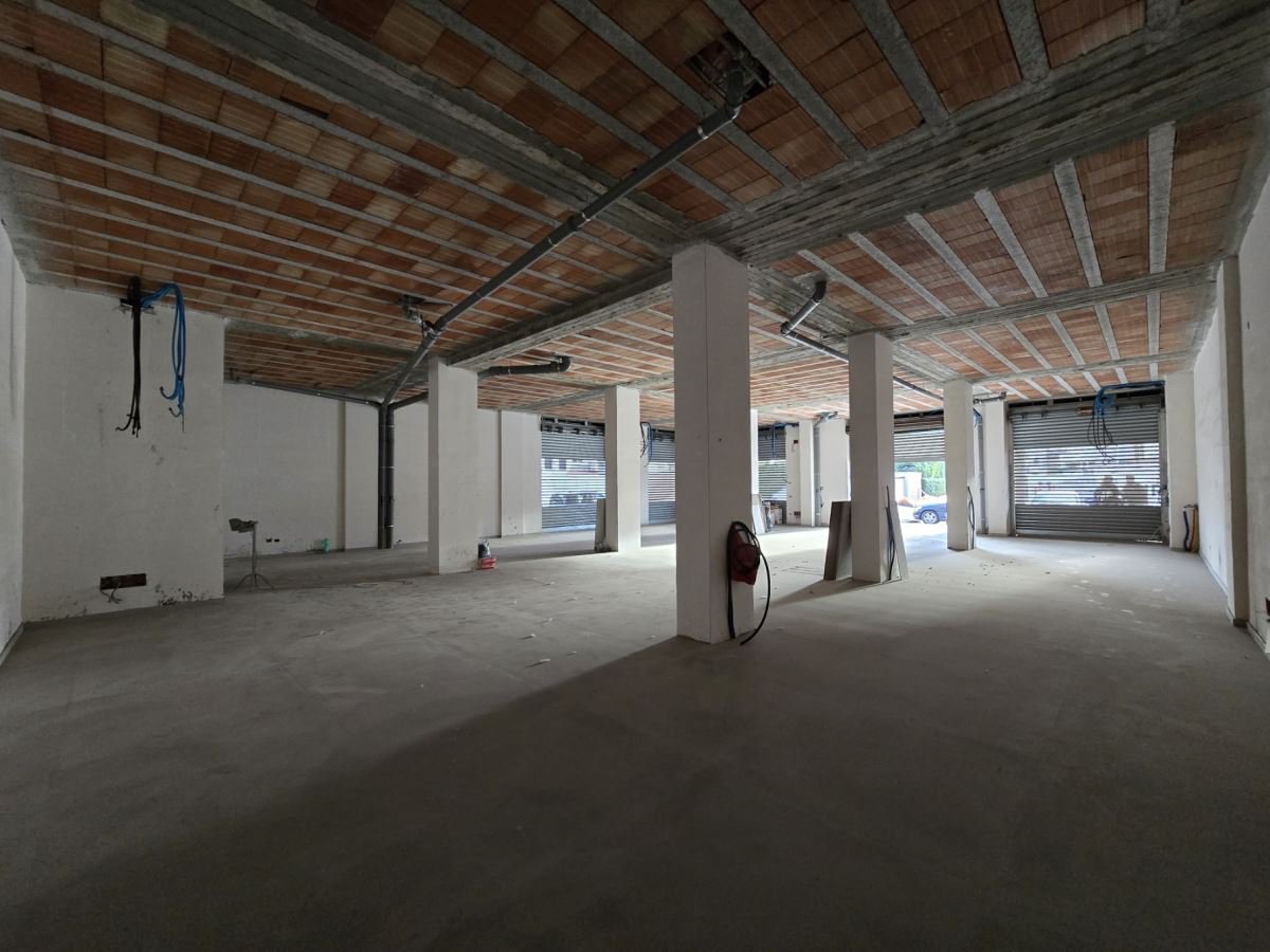 Shop/Commercial space for Rent Volla Naples, Rent Shop/Commercial space Volla