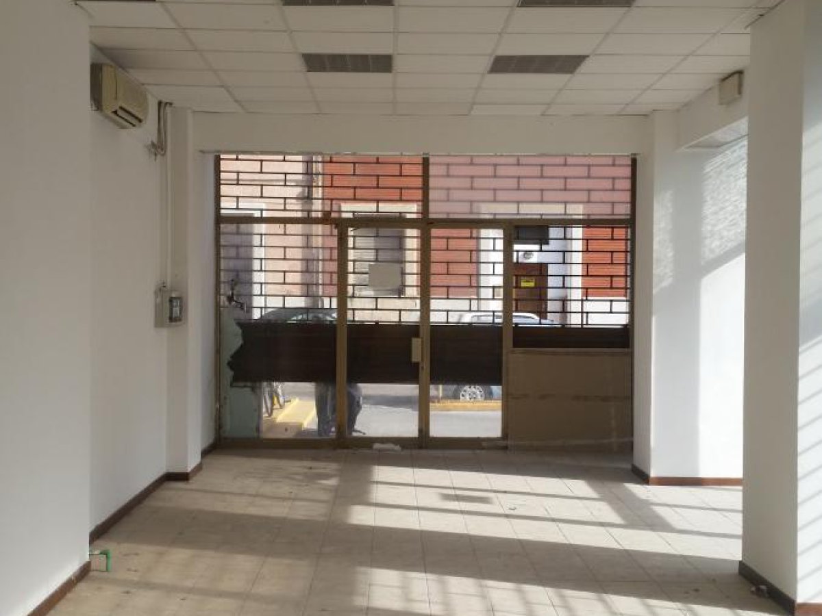 Shop/Commercial space for Rent Terni Terni, Rent Shop/Commercial space Terni