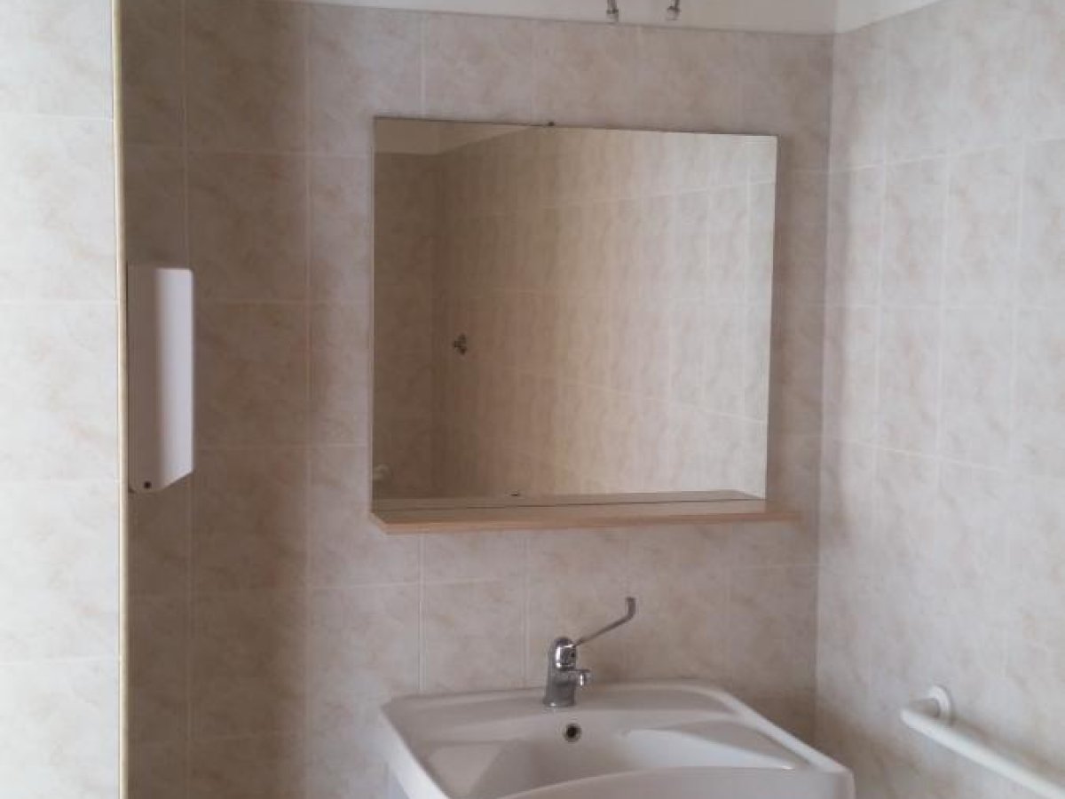 Shop/Commercial space for Rent Terni Terni, Rent Shop/Commercial space Terni