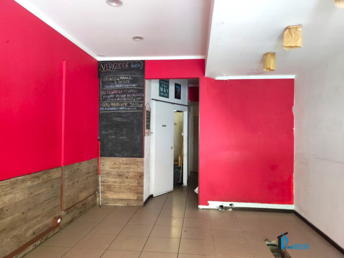Shop/Commercial space for Rent Terni Terni, Rent Shop/Commercial space Terni