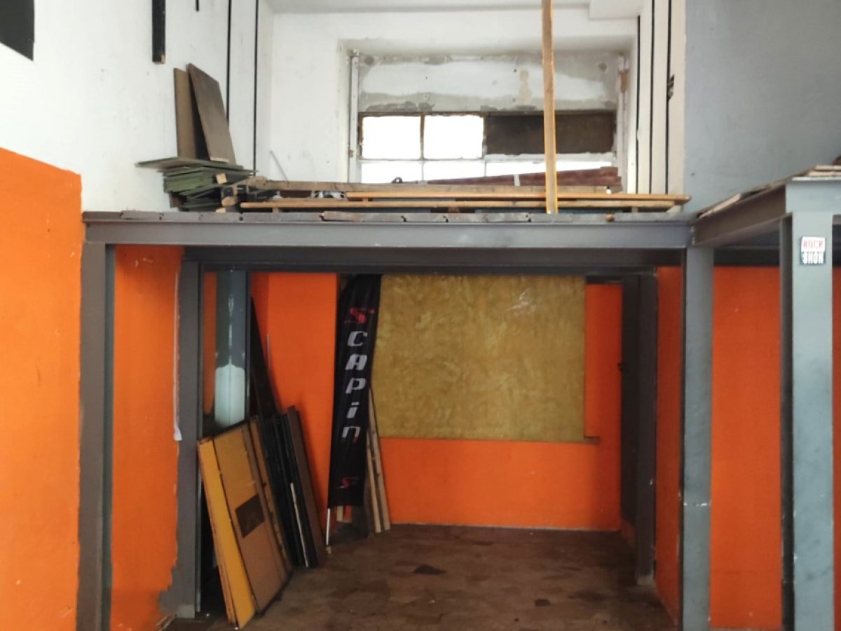 Shop/Commercial space for Rent Terni Terni, Rent Shop/Commercial space Terni