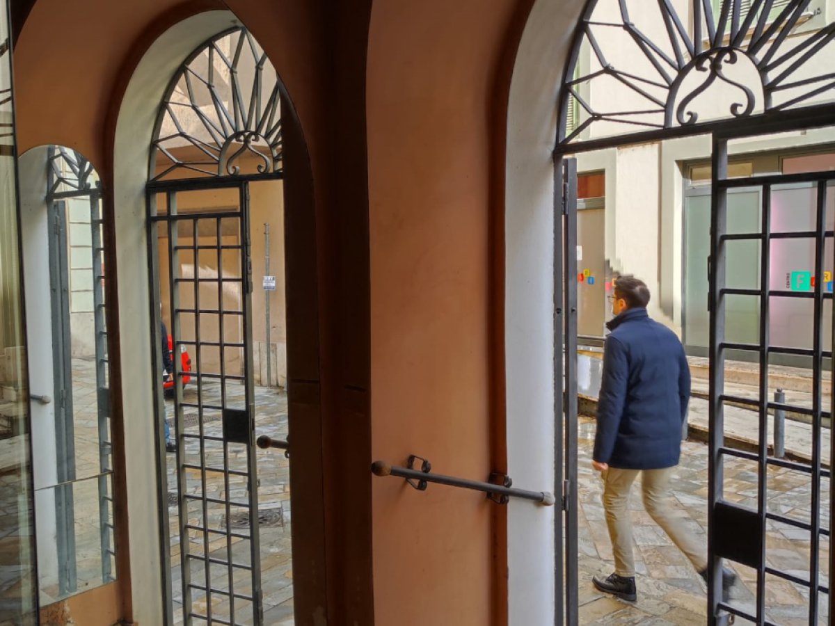 Shop/Commercial space for Rent Terni Terni, Rent Shop/Commercial space Terni