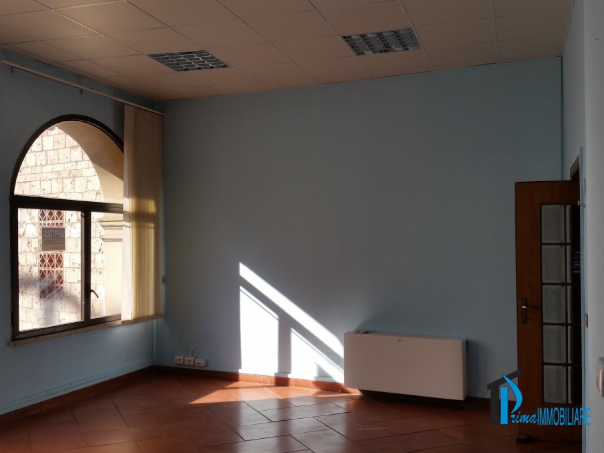 Office/Studio for Rent Terni Terni, Rent Office/Studio Terni