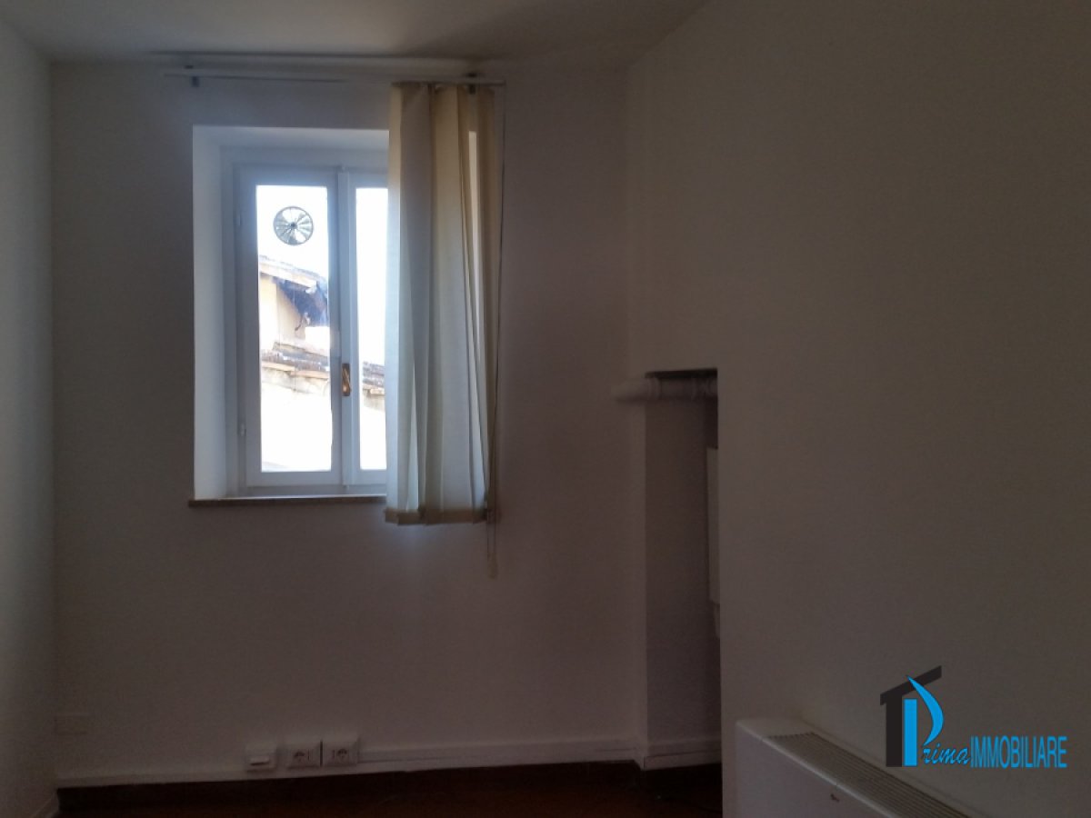 Office/Studio for Rent Terni Terni, Rent Office/Studio Terni
