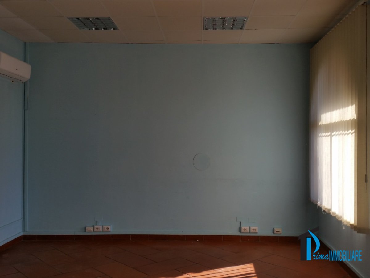 Office/Studio for Rent Terni Terni, Rent Office/Studio Terni
