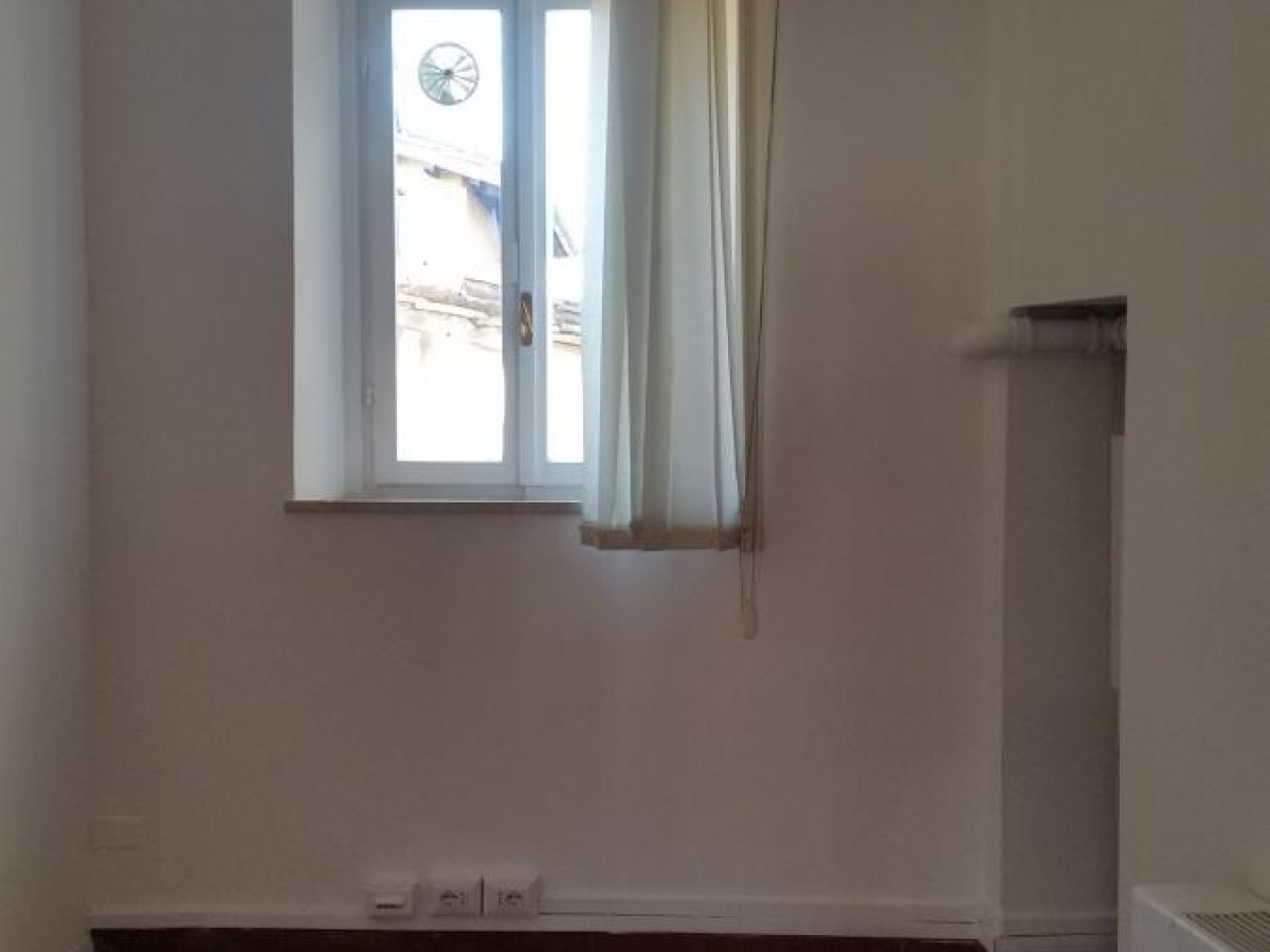Office/Studio for Rent Terni Terni, Rent Office/Studio Terni