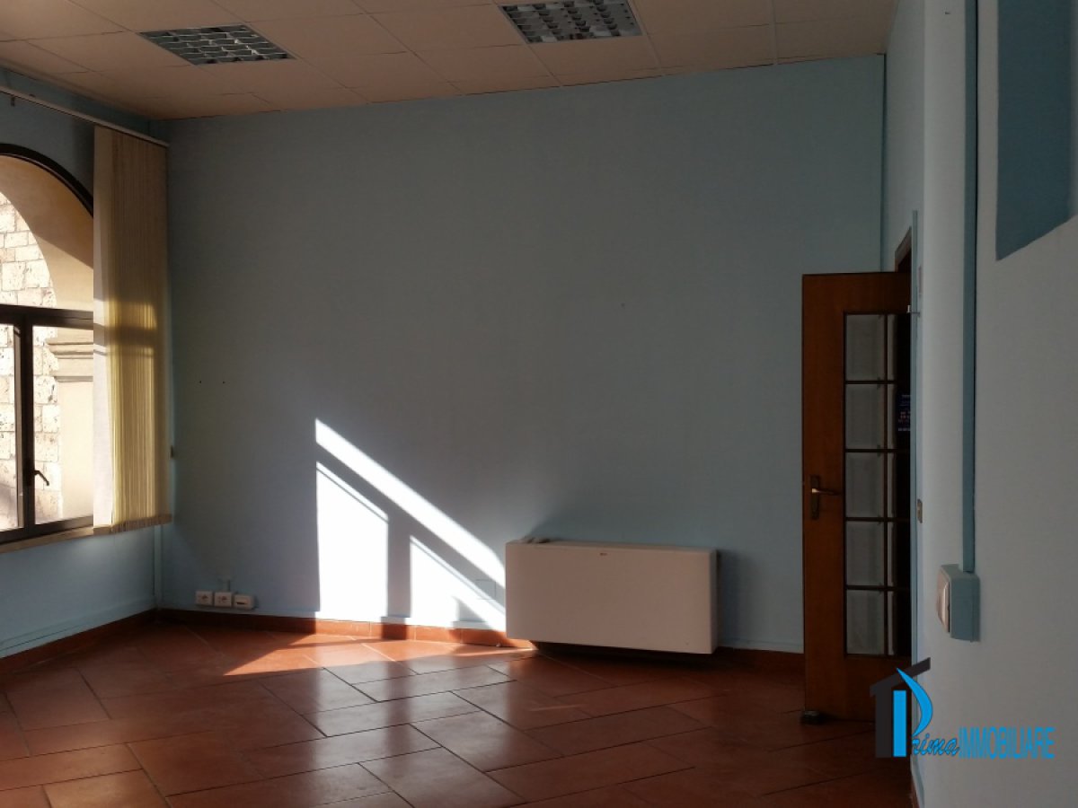 Office/Studio for Rent Terni Terni, Rent Office/Studio Terni