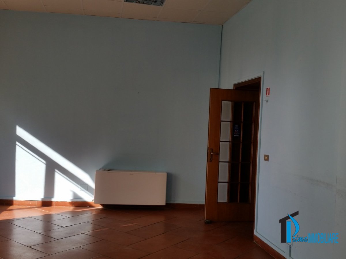 Office/Studio for Rent Terni Terni, Rent Office/Studio Terni