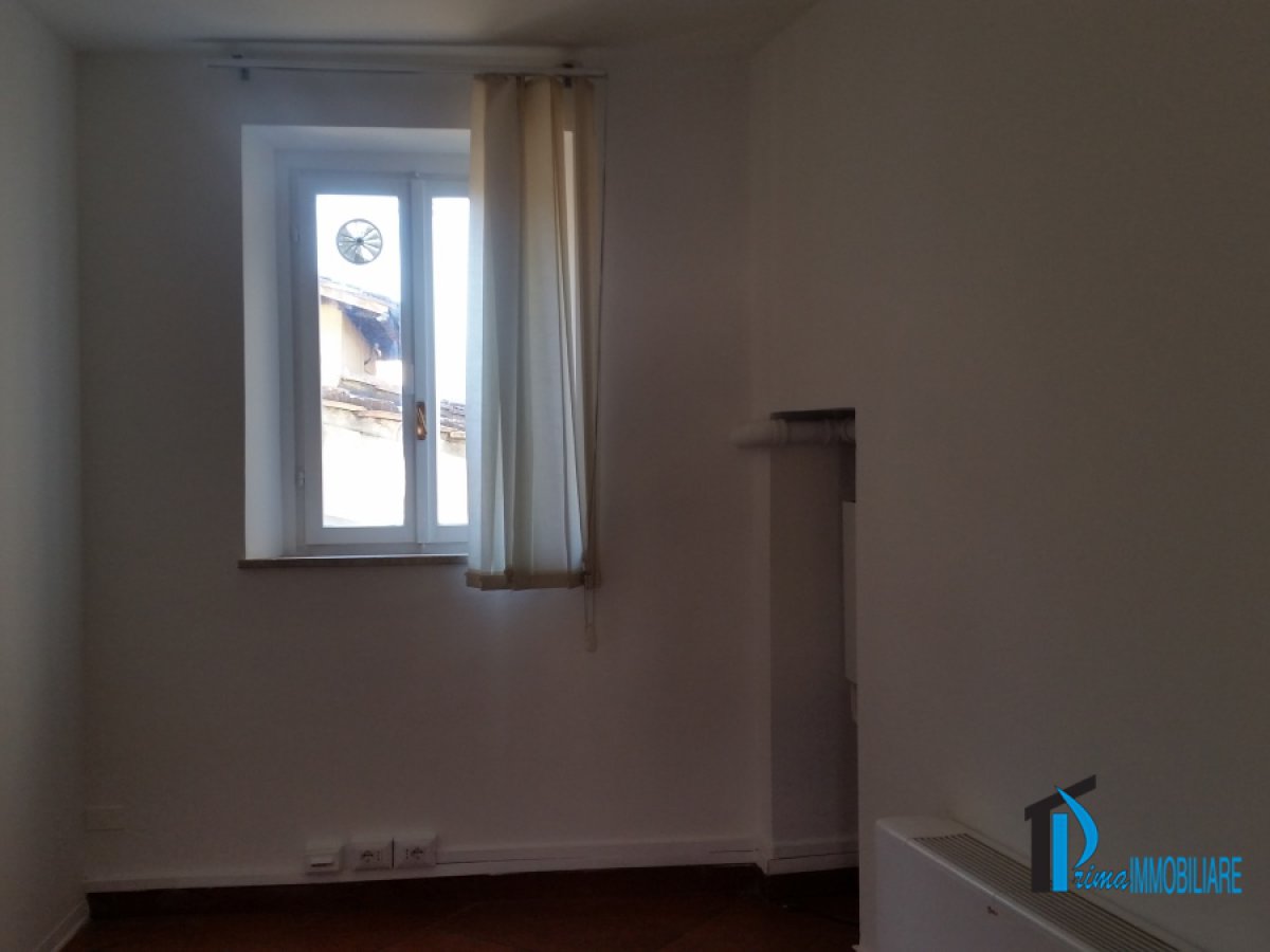 Office/Studio for Rent Terni Terni, Rent Office/Studio Terni