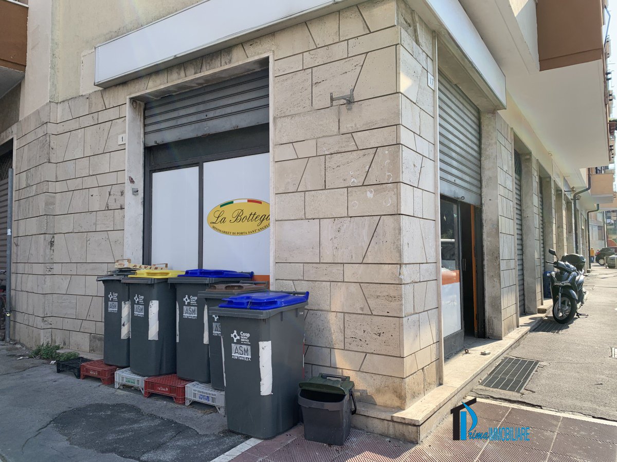 Shop/Commercial space for Sale Terni Terni, Sale Shop/Commercial space Terni