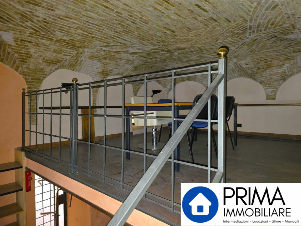 Shop/Commercial space for Sale Terni Terni, Sale Shop/Commercial space Terni