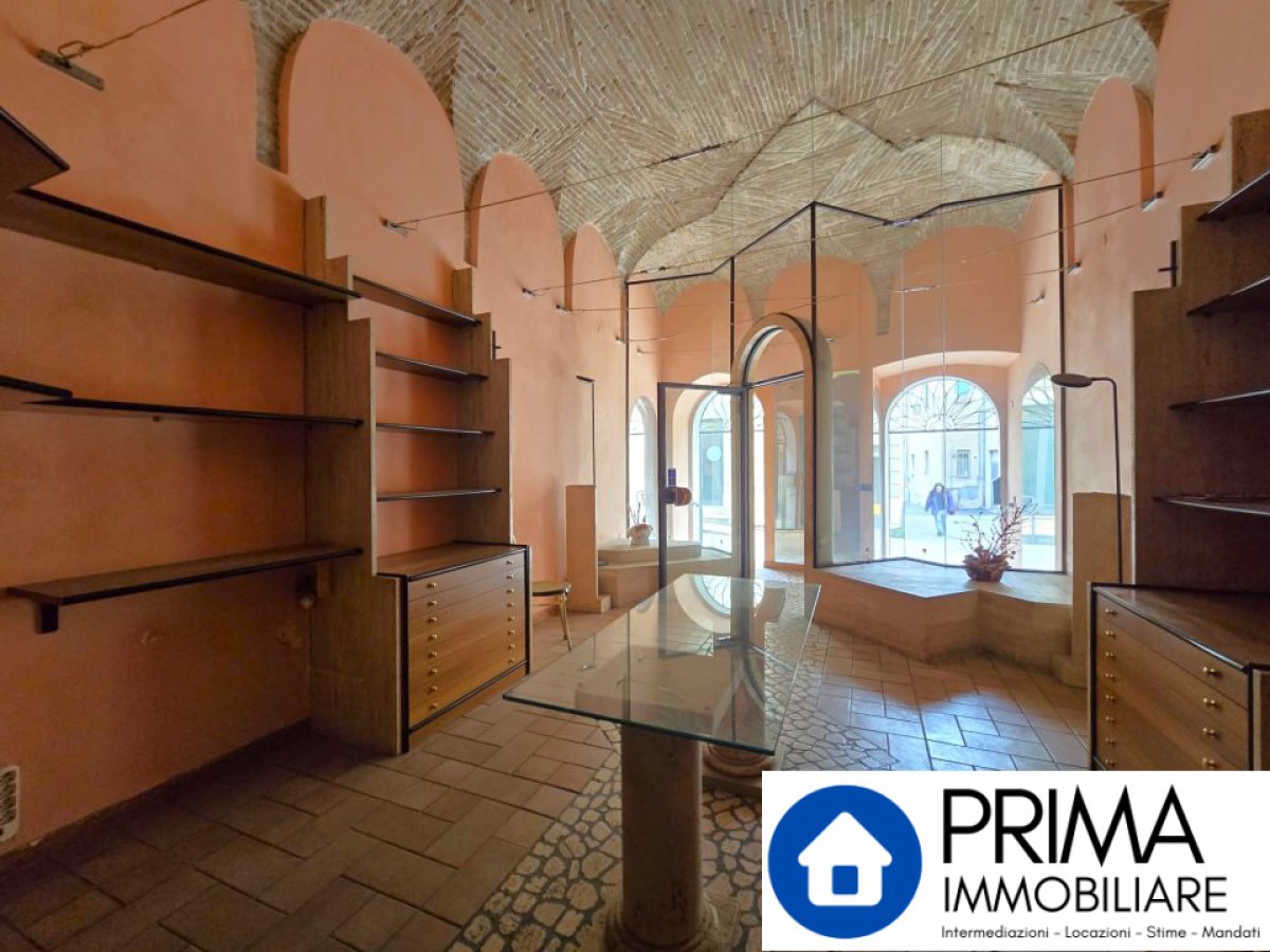 Shop/Commercial space for Sale Terni Terni, Sale Shop/Commercial space Terni