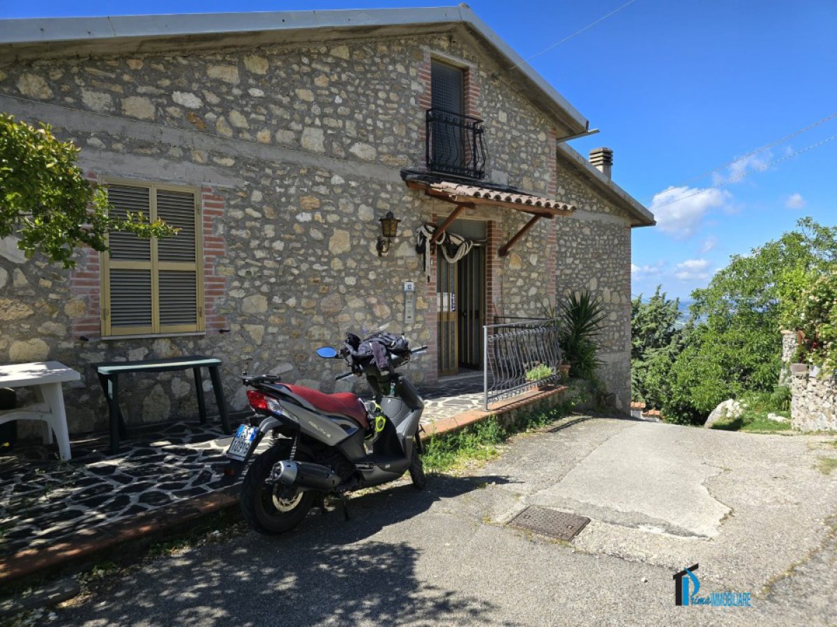 Villa for Sale Terni Terni, Sale Villa Miranda