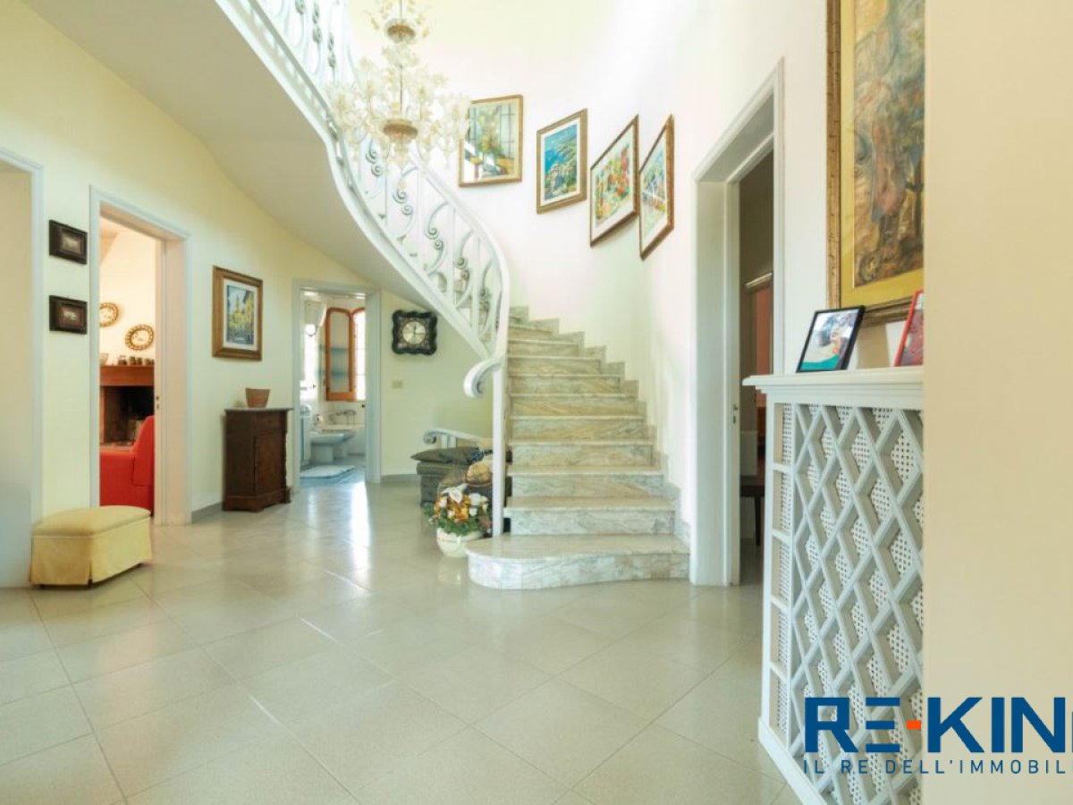 Villa for Sale Narḍ Lecce, Sale Villa Narḍ