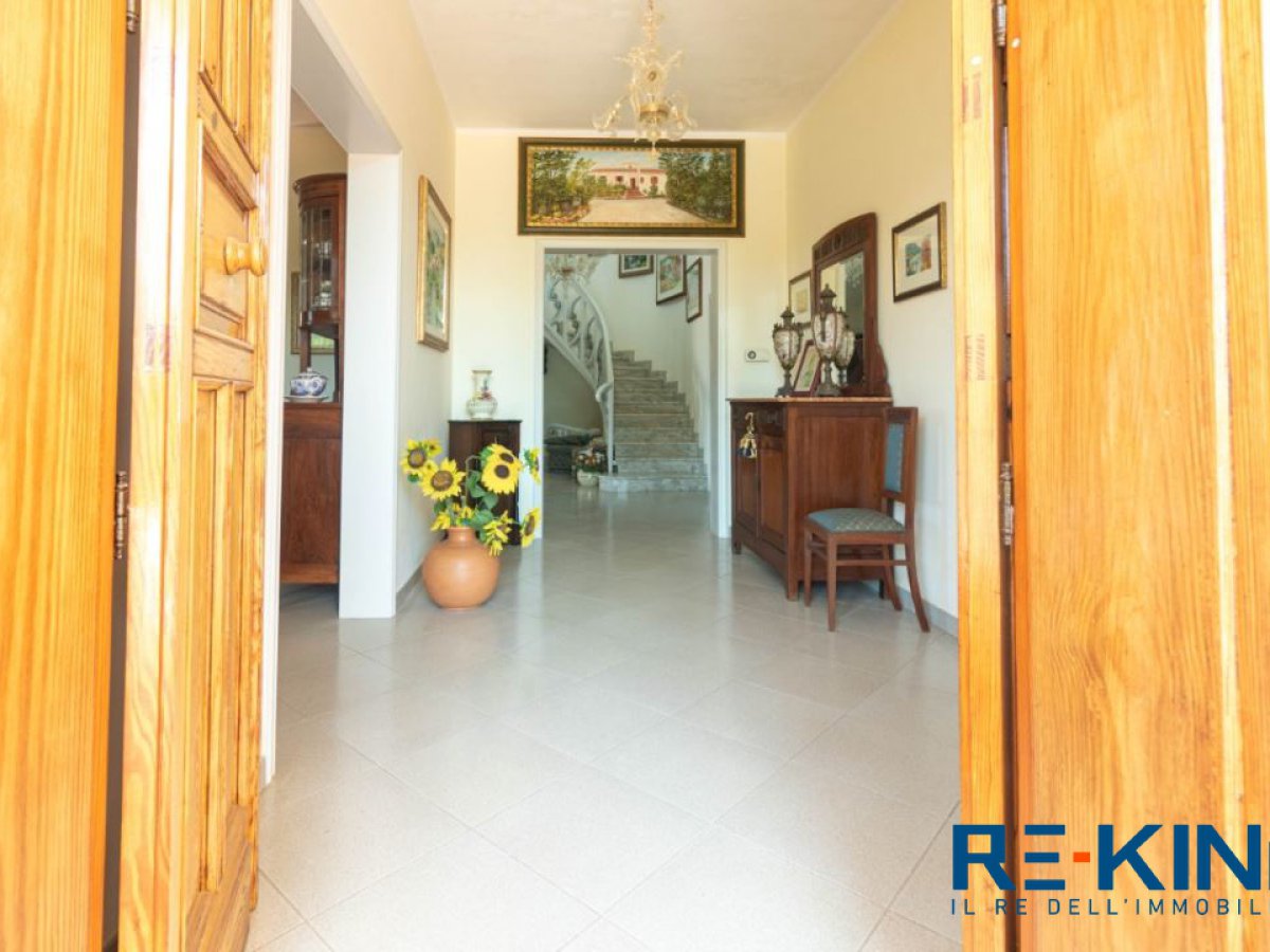 Villa for Sale Narḍ Lecce, Sale Villa Narḍ
